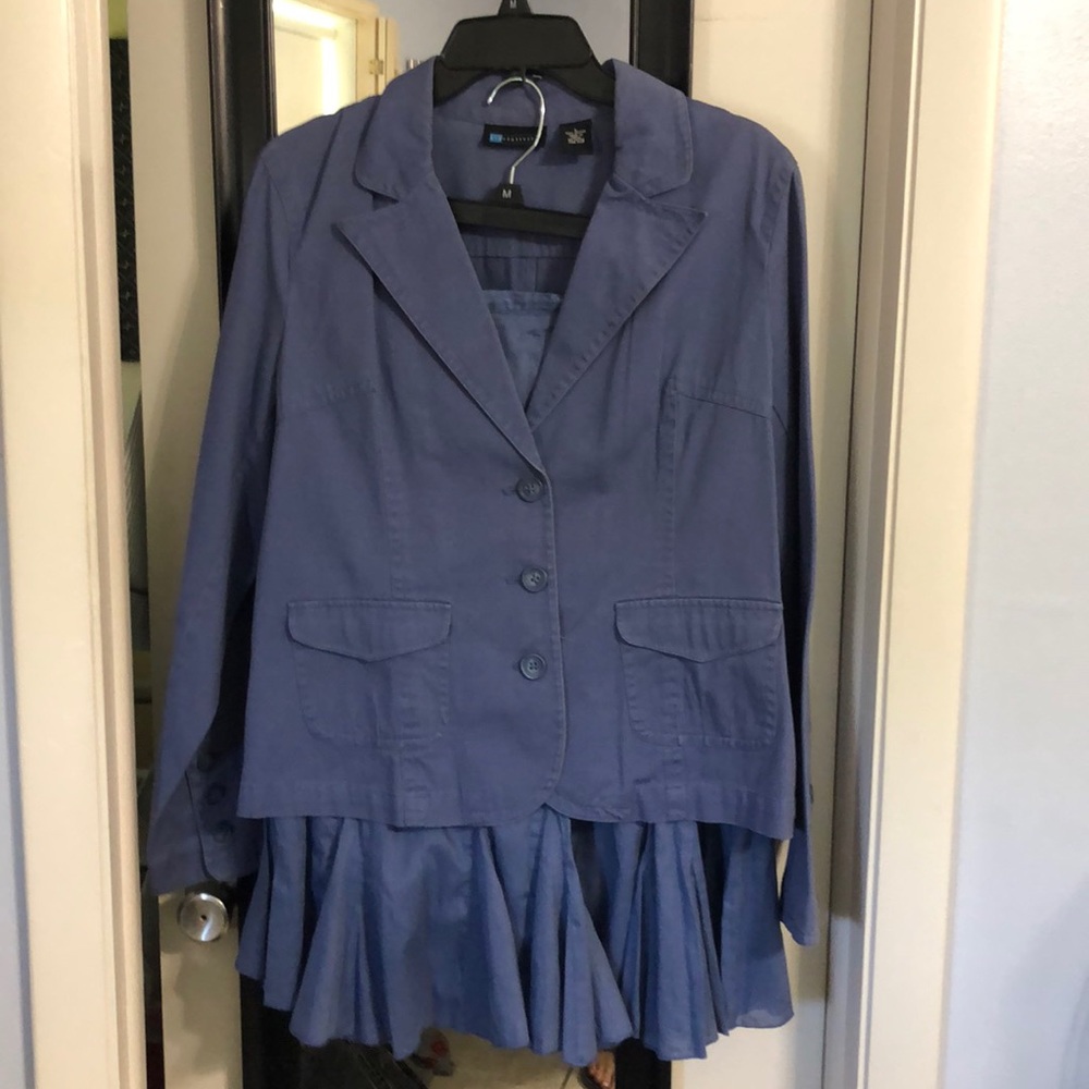 Two piece lavender Lined size 12 skirt, jacket size large